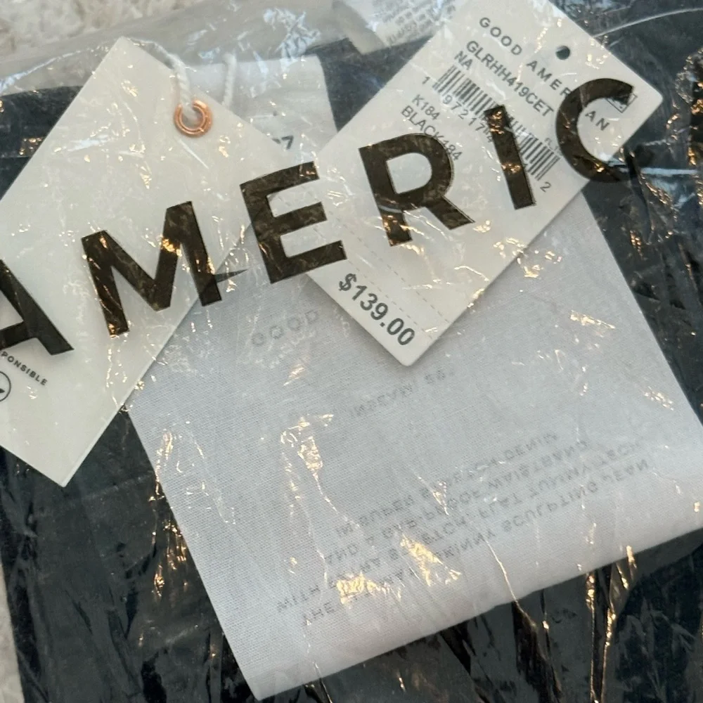 NWT - Good American Women’s Black High-rise Jeggings - Size 4 - Picture 8 of 8